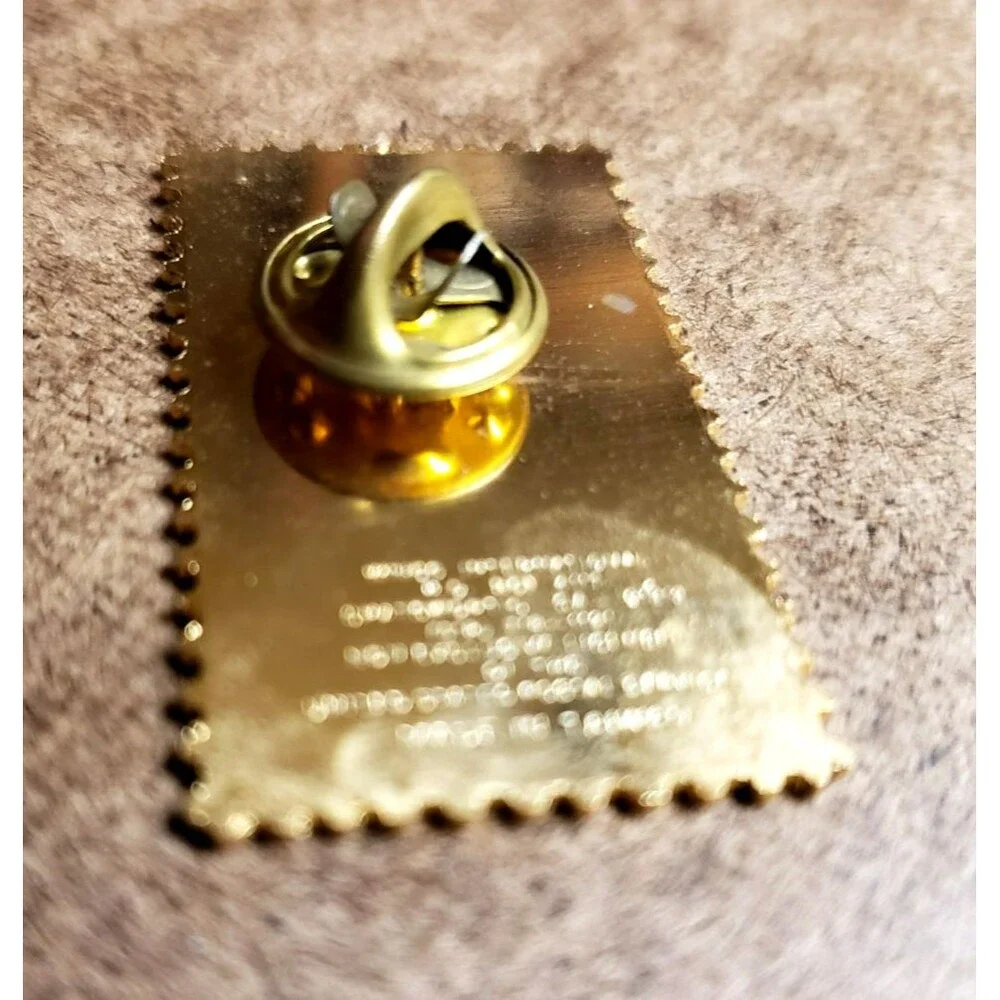 Vintage USA USPS Postal BALLOONS THANK YOU 22¢ STAMP Metal GOLD Lapel PIN 1980s